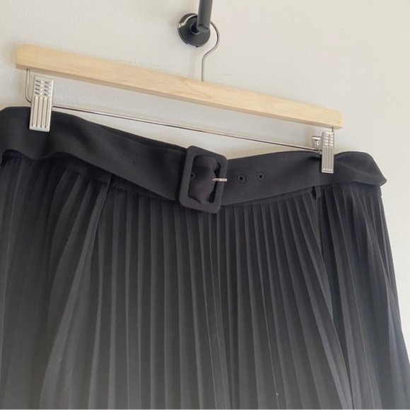 ZARA Pleated Black Belted midi skirt - Picture 8 of 9